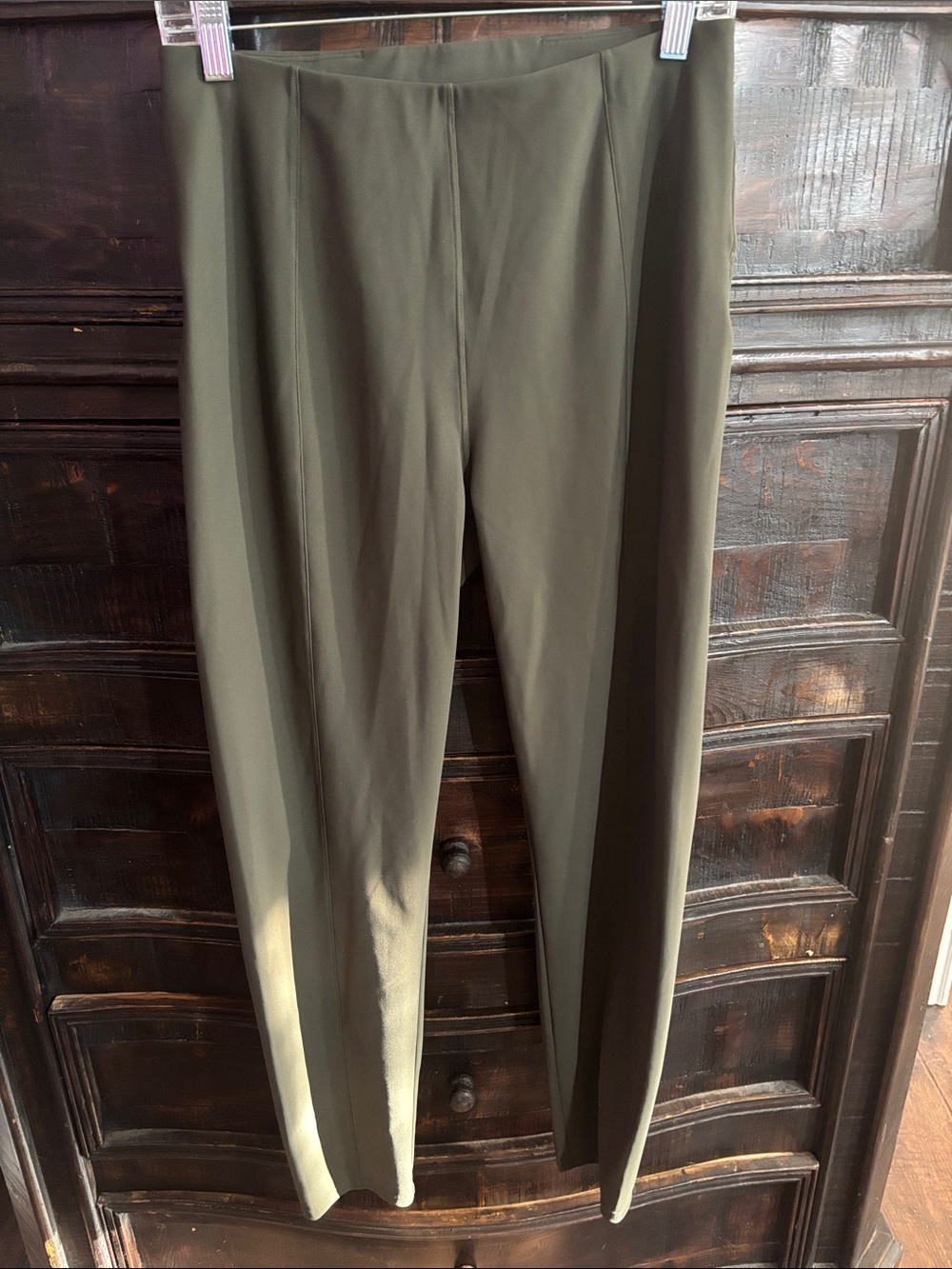 Lululemon Here to There High-Rise 7/8 Pant olive green size 10